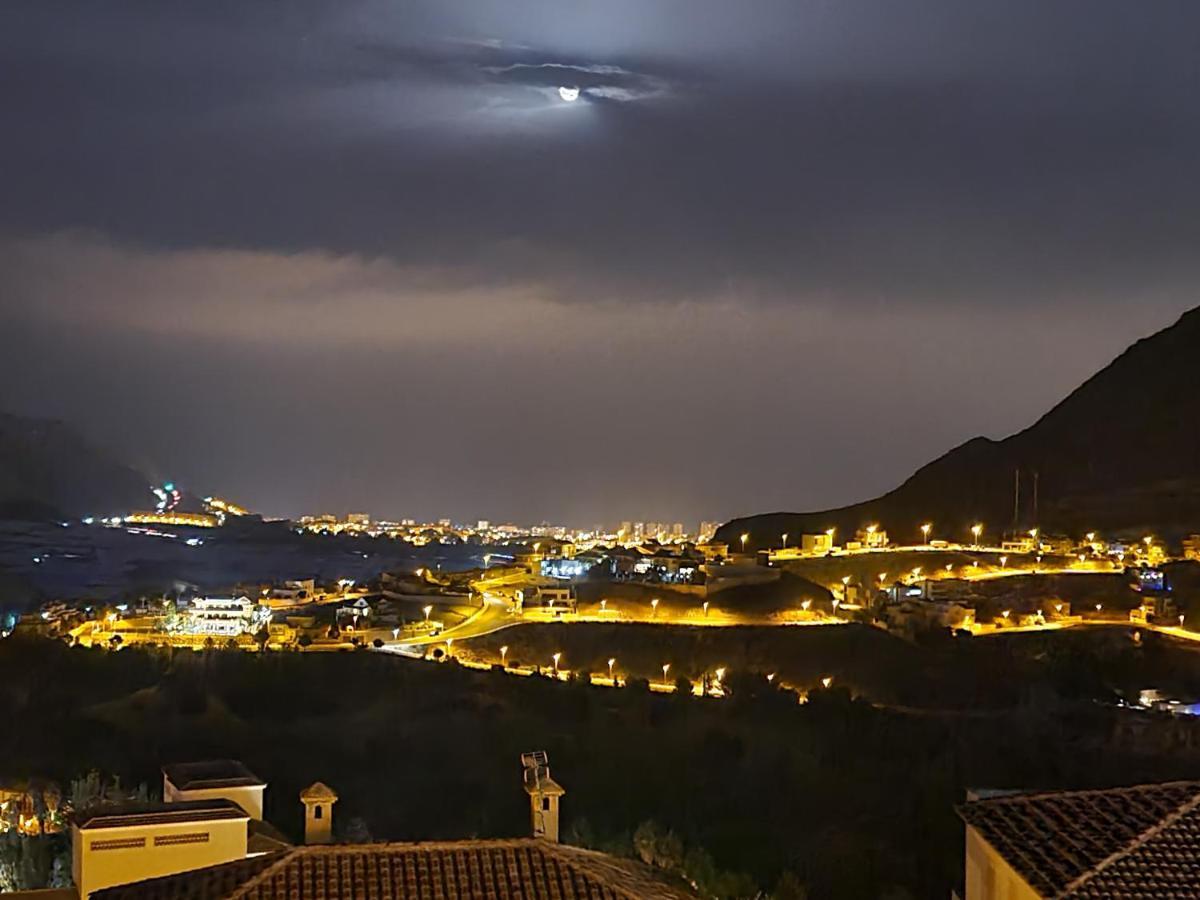Sybarix Apartment: Precioso Con Vistas Al Golf Y El Mar Apartment