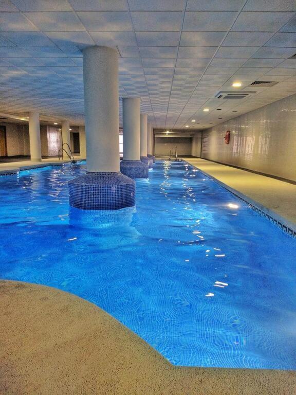 Sybarix Apartment: Precioso Con Vistas Al Golf Y El Mar * La Envia