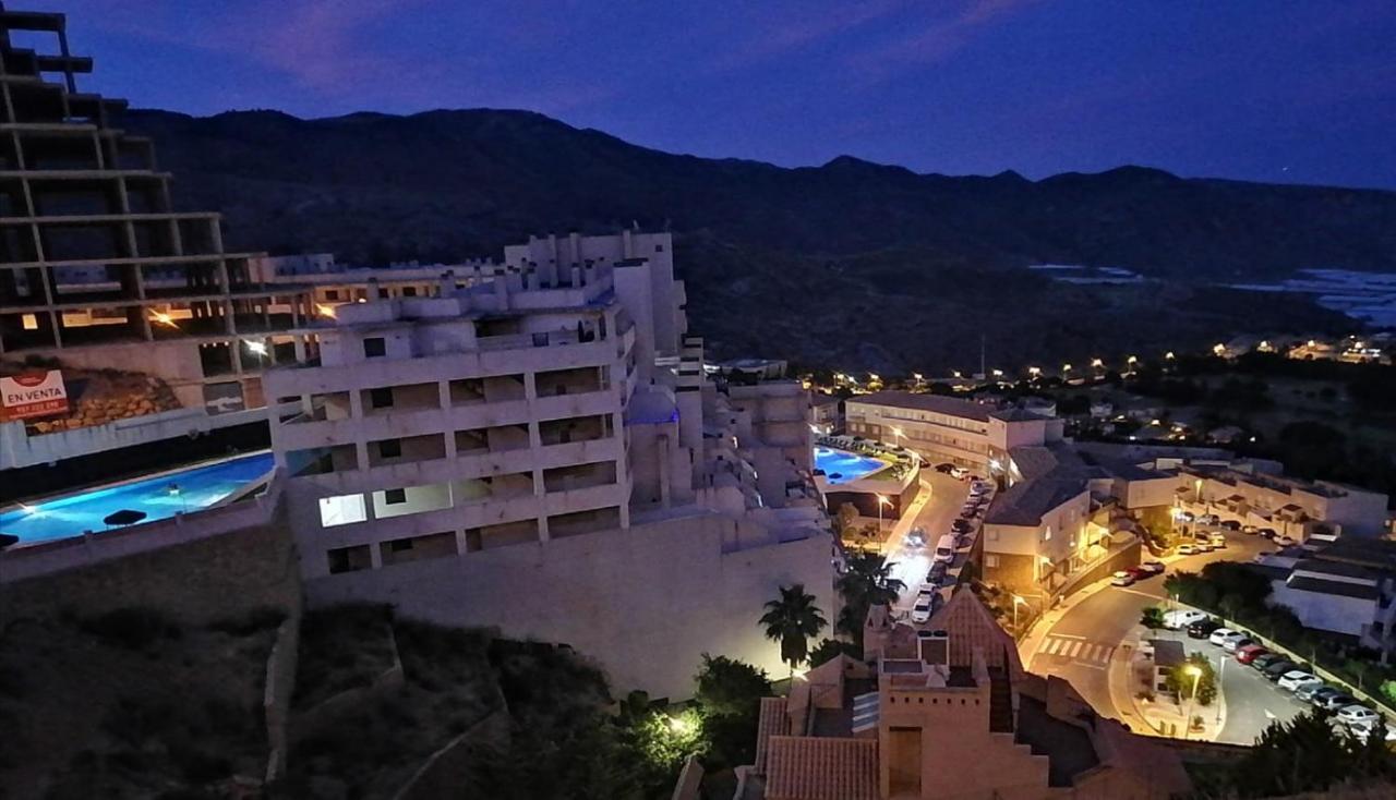Sybarix Apartment: Precioso Con Vistas Al Golf Y El Mar La Envia